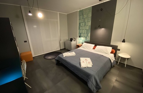 Universita Casa | Tiburtina Suites