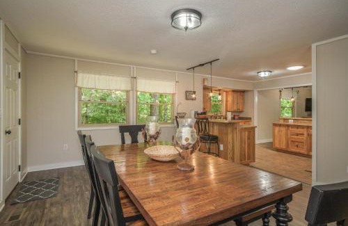 Brevard Casa | Ticoa Heights