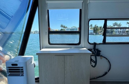 Miami Alquiler De Eote | Tide and Seek Suites