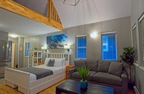 Ucluelet Casa | Tide and Trail- Cabin in Ucluelet