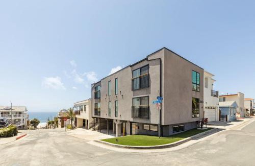 El Porto Apartamento | Tide House - Unit B - Modern Seaside 1BD w Parking