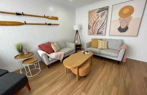 Vincentia Casa | Tide 'n' Seek: Family Beach House with Games Room