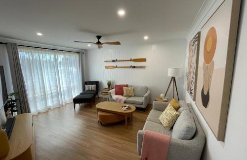 Vincentia Casa | Tide 'n' Seek: Family Beach House with Games Room