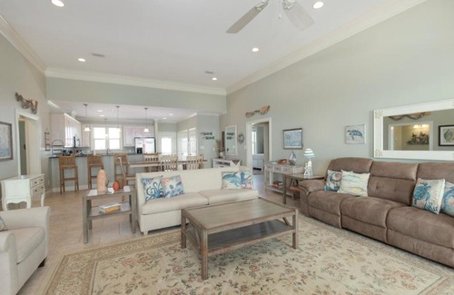 Dauphin Island Casa | Tide Therapy