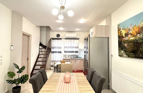 Palaio Faliro Apartamento | Tide & Tonic: stylish 2bd apartment, Paleo Faliro
