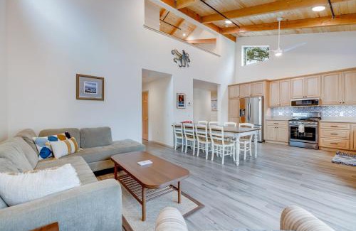 Cleone Casa | Tidepool Retreat