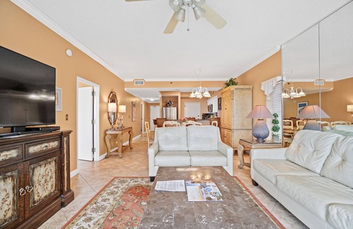 Sandestin Condominio | Tides at Top'sl Beach Resort by Panhandle Getaways