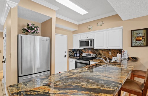 Sandestin Condominio | Tides at Top'sl Beach Resort by Panhandle Getaways