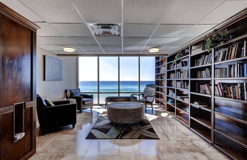 Panama City Beach Condominio | Tidewater Beach Resort by Panhandle Getaways