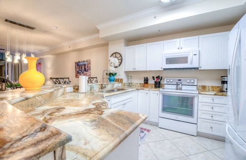 Panama City Beach Condominio | Tidewater Beach Condos by Aneliya's Rentals