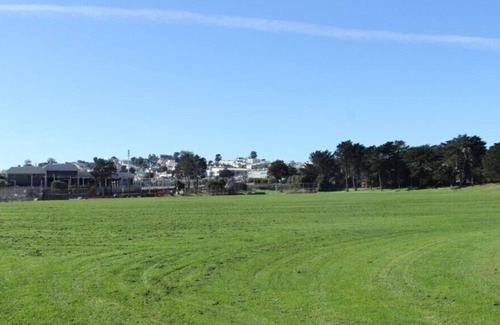Ingleside Apartamento | Ordenada y conveniente cerca del BART