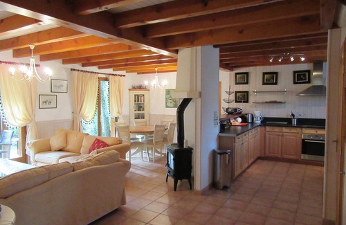 Souillac Chalet De Esquí | Chalet de madera en los bosques del valle del Dordoña