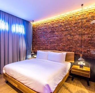 Downtown George Town Hotel | Tien Terrace Macalister