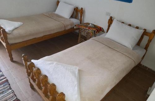 Al Karnak Cama Y Desayuno | Tigana Ka