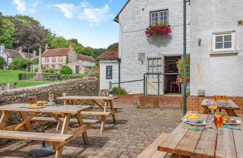 East Dean and Friston Cama Y Desayuno | Tiger Inn - Catherine