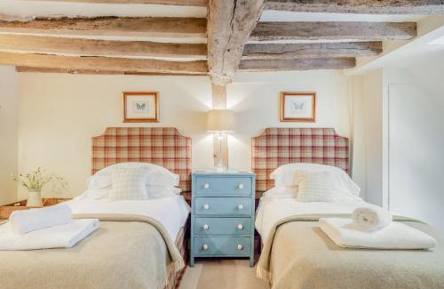 East Dean and Friston Cama Y Desayuno | Tiger Inn - Patience