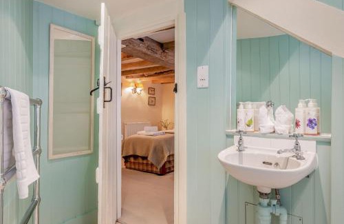 East Dean and Friston Cama Y Desayuno | Tiger Inn - Patience