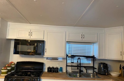 Channelview Casa | Tiger's house is a perfect mobile home whith special amenities.