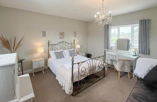 Fairseat Casa | Tigers Rest