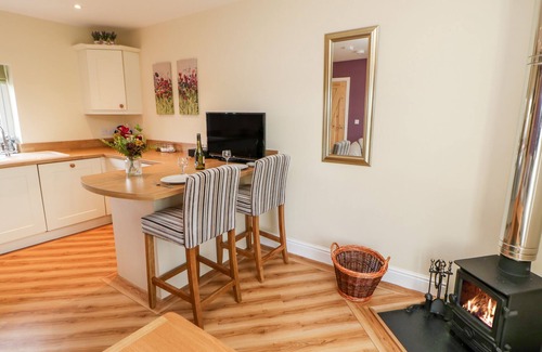 Carlisle Cabaña | Tight Lyne Cottage, LONGTOWN