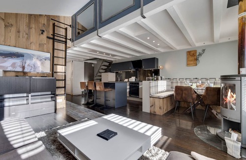 Tignes Apartamento | Tignes - Dúplex renovado, 3 habitaciones, cerca de pistas, aparcamiento incluido