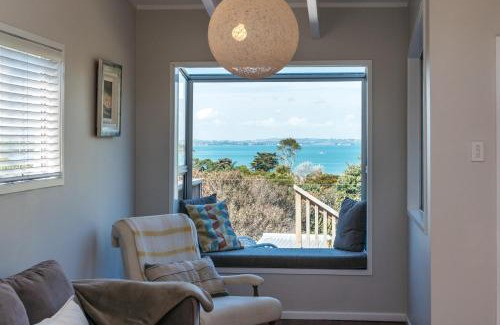 Surfdale Casa | Tikapa Moana Views