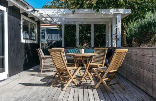 Surfdale Casa | Tikapa Moana Views
