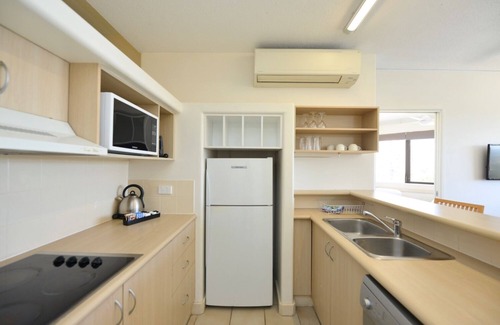 Surfers Paradise Apartamento | Tiki Hotel Surfers Paradise