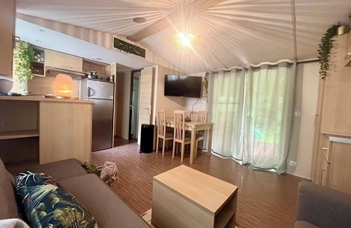 Saint-Cheron Casa | Tiki House- Mobil home; Cocoon of nature near Paris