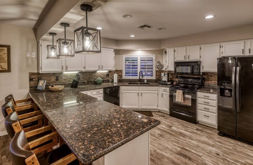 Lake Havasu City Casa | Tiki Hut at The Lake - Don't Miss out & Book Today! Enjoy the Lake View & Pool!