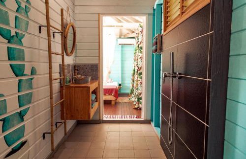 Douville Casa | TIKI PARADISE LODGE FWI
