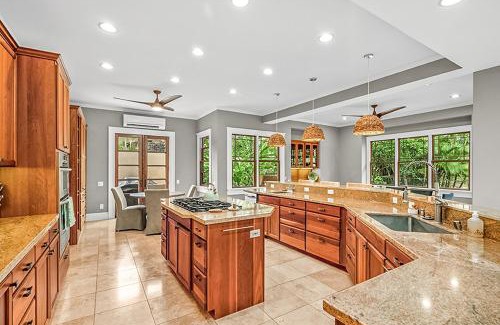 Poipu Villa | Tiki Villa In Poipu 5 Bd4bth, Pool & Ac Sleeps16