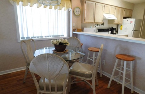 Cherry Grove Beach Condominio | Tilghman Shores D9 2 Bedroom Condo by RedAwning
