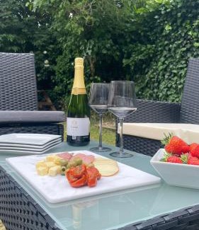 Cambridge Casa | Tillyard Retreat, Ground Floor Apartment Cambridge