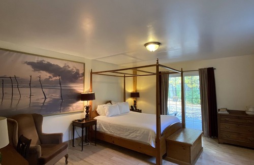 Brighton Cama Y Desayuno | Timber House Resort