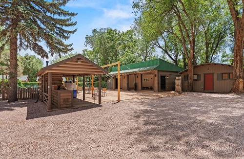 Colorado Springs Cabina | Timber Lodge Cabins 22