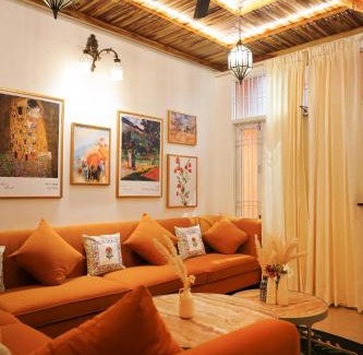 Malviya Nagar Apartamento | Timber Luxe Atelier