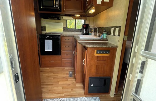 Columbia Falls Alquiler De RV | Timber Ridge Camper