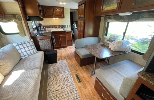 Columbia Falls Alquiler De RV | Timber Ridge Camper