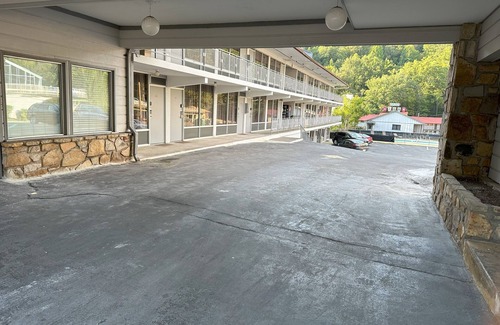 Gatlinburg Apartamento | Timber Ridge Lodge - Walking Distance from Downtown Gatlinburg
