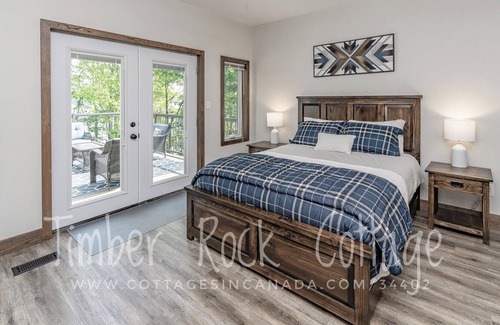 Utterson Cabaña | Timber Rock Cottage - Fall/Winter 2023 Dates Available