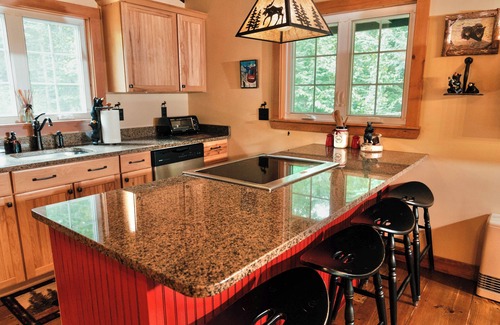 Jackson Chalet De Esquí | Timberhaus - Private 2br Chalet - Charming Clean Comfortable