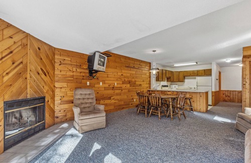 Park Rapids Condominio | Timberlane Resort Condo #17 | 3 Bed, 3 Bath