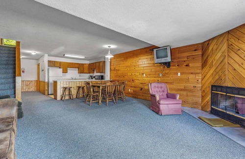 Park Rapids Condominio | Timberlane Resort Condo #16 | 4 Bed, 3 Bath