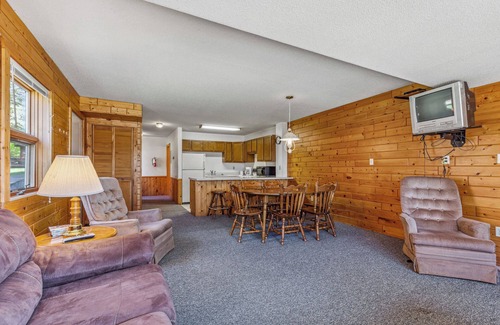Park Rapids Condominio | Timberlane Resort Condo #14 | 3 Bed, 3 Bath