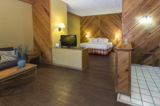 Pigeon Forge Hotel | Timbers Lodge