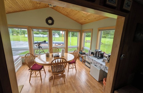 Grenell Casa | Time for fall colors! 2BR Country House property, dog friendly with a hot tub!
