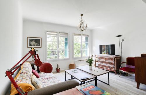 Rueil-Malmaison Apartamento | Time of travel