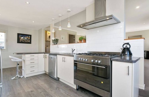 Leamington Casa | Time to unwind