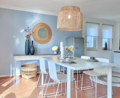 Gemarkung Barmen Apartamento | TIMELESS APARTMENT: FREE PARKING + BALCONY